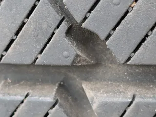 4x Winterreifen 195/65 R16C 104/102T Goodride SW 612 DOT 1822 - Bild 3