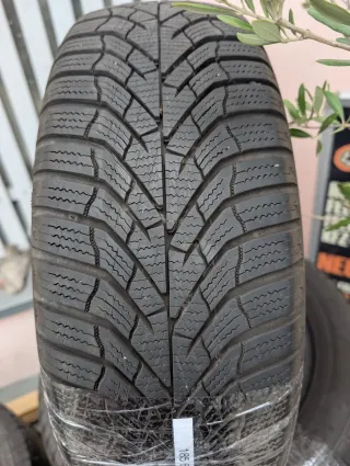 TOP! 4x Winterreifen 185/60 R15 88T Kumho WinterCraft WP52 DOT 3922 6-7mm - Bild 2