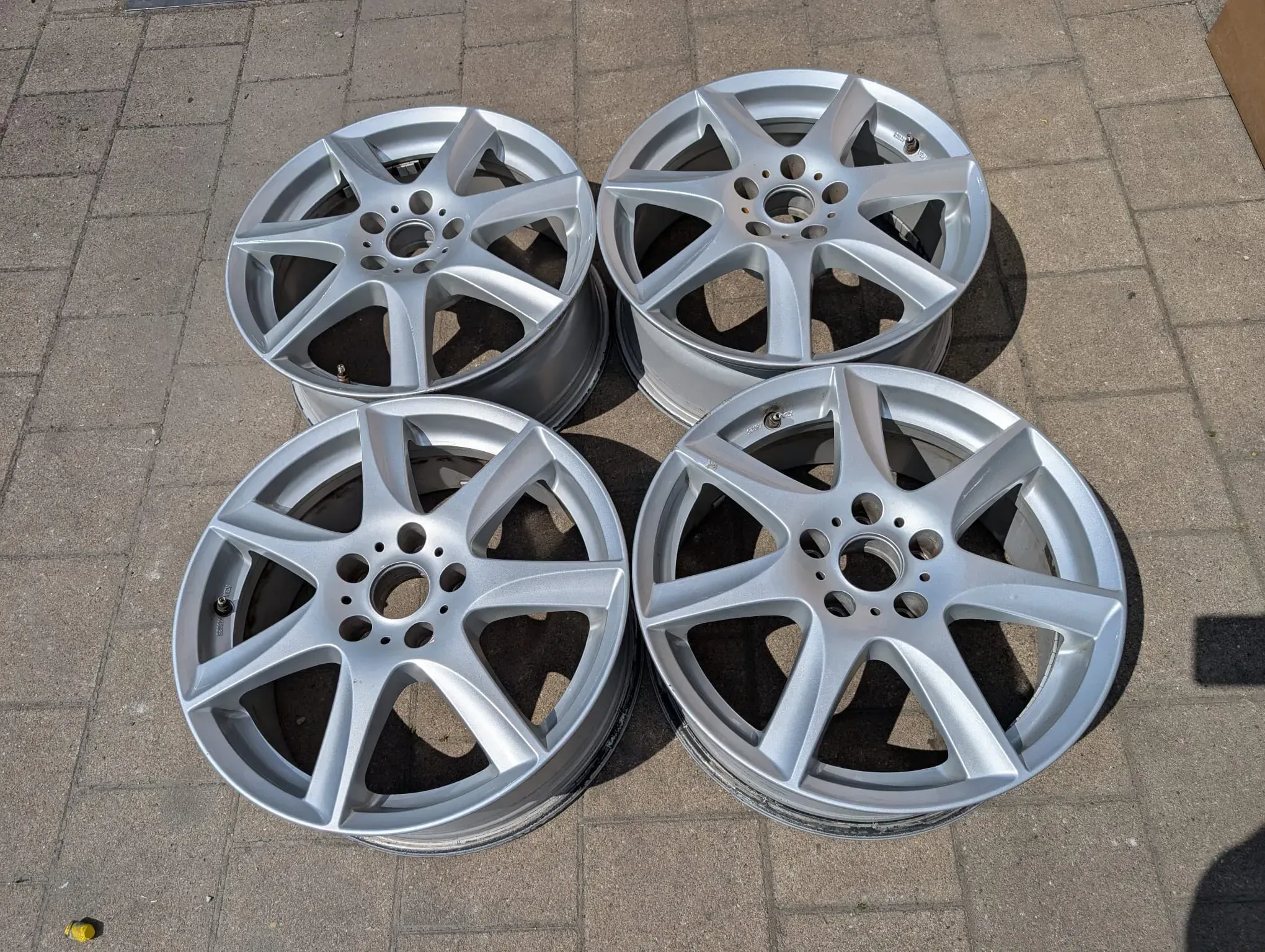Alufelgen 17 Zoll Audi A4 A5 Mercedes W203 W211 W208 R171 R172 7Jx17 ET 38 5x112 - Bild 1