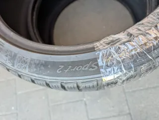 Top! 2x Winterreifen 225/40 R18 92V Nexen WinGuard Sport 2 7mm DOT 3119 - Bild 4