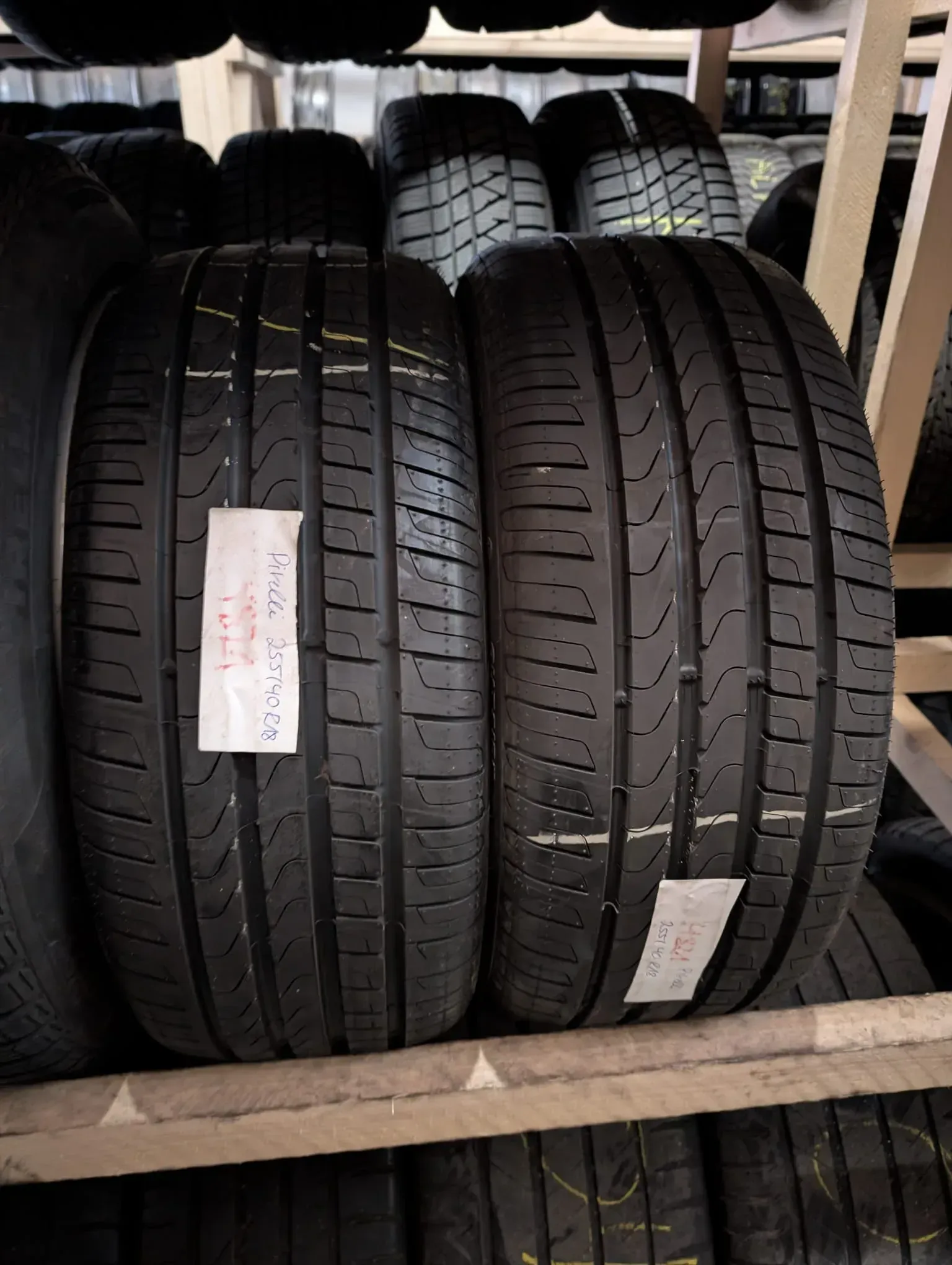 2x RunFlat Sommerreifen 255/40 R18 95Y Pirelli Cinturato P7 DOT 4821 - Bild 1