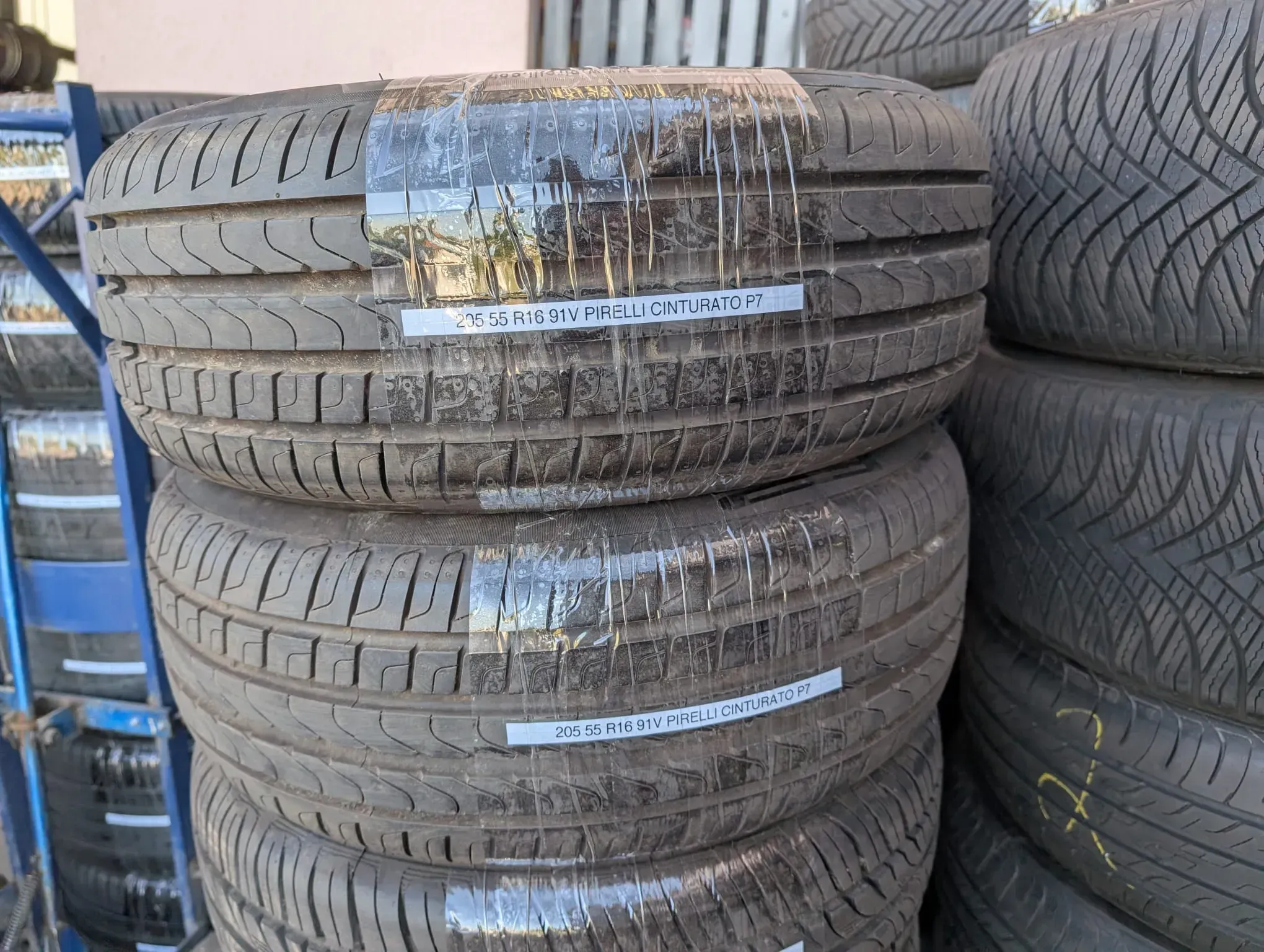 2x Sommerreifen 205/55 R16 91V Pirelli Cinturato P7 8mm DOT 1317 - Bild 1