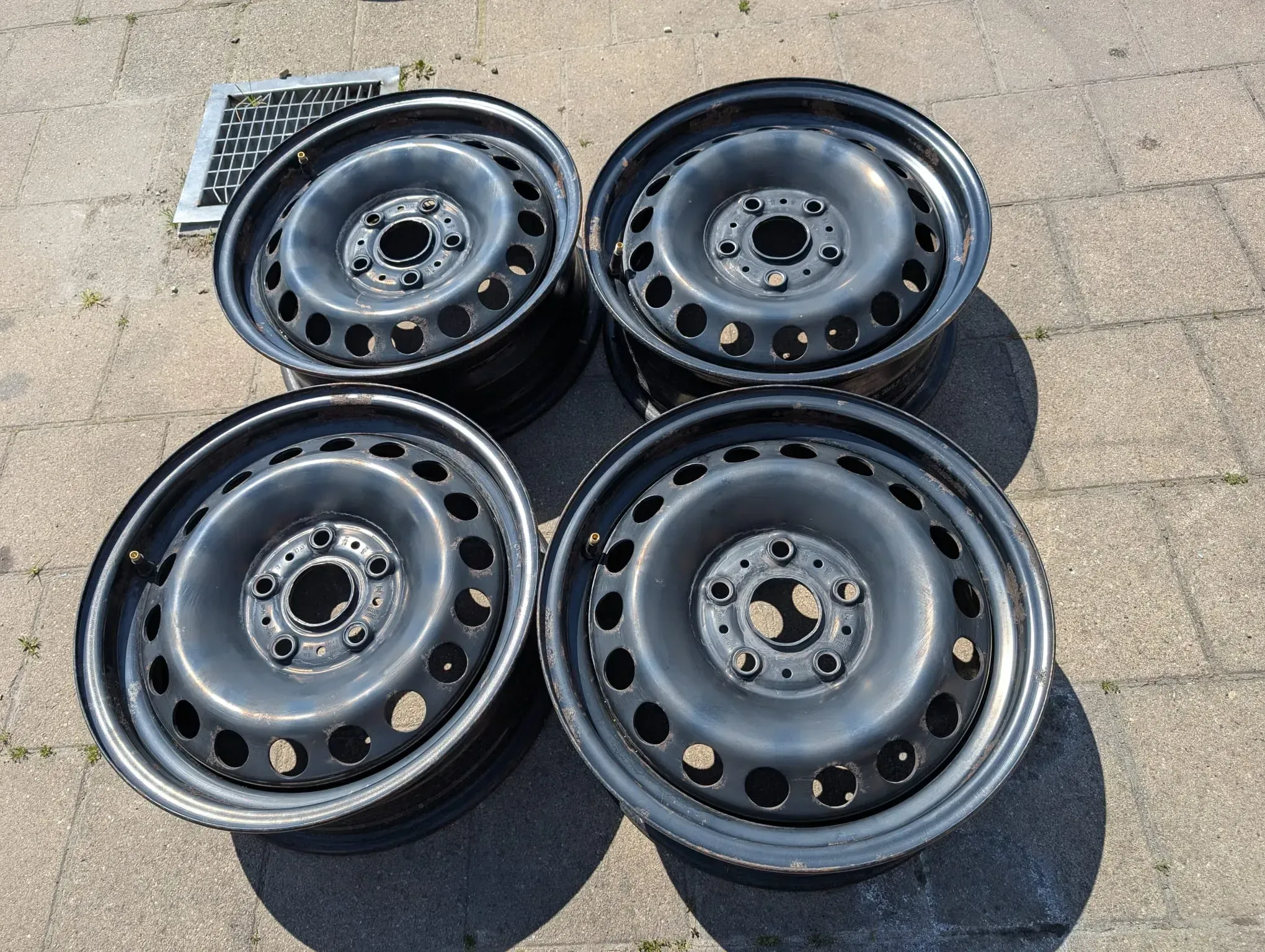 Stahlfelgen VW Golf 7 Seat Leon Skoda Octavia 6Jx15 ET 43 5x112 - Bild 1