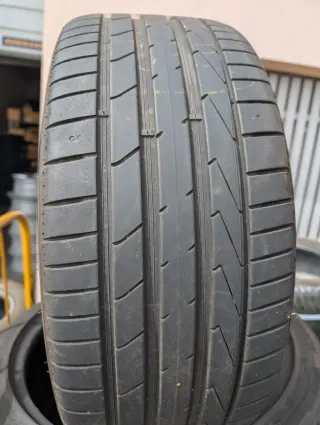 2x Sommerreifen 235/40 R19 96Y Hankook Ventus S1 Evo 2 5-6mm DOT 1324 - Bild 2