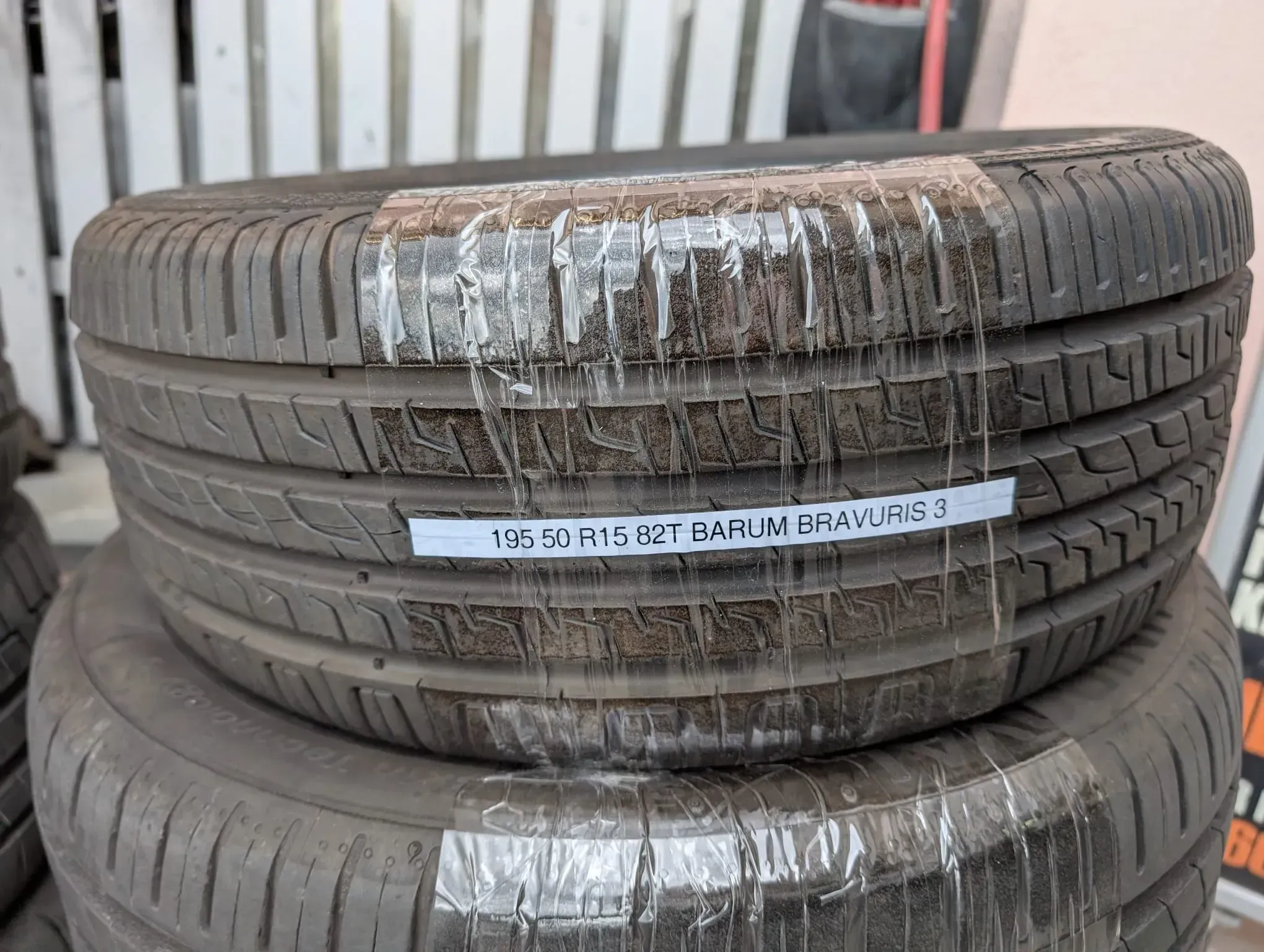 1x Sommerreifen 195/50 R15 82T Barum Bravuris 3 HM DOT 2020 7mm - Bild 1