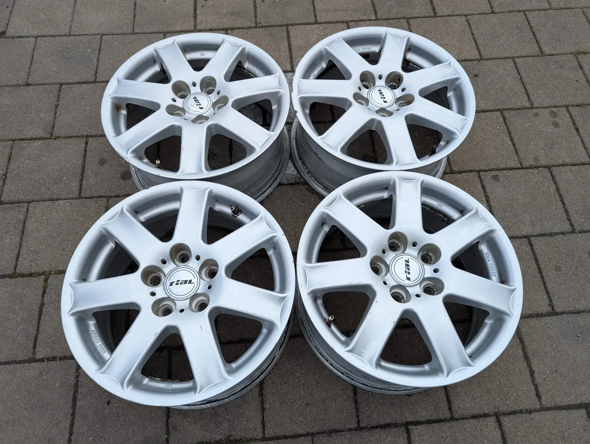Alufelgen BMW 1er E81 3er E46 E90 7Jx16 ET 44 5x120 - Bild 1