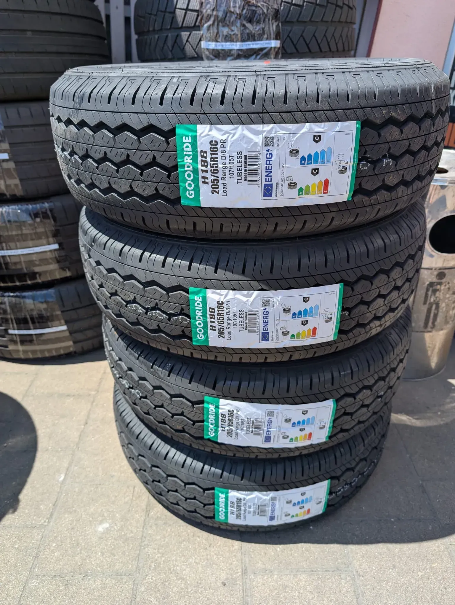 NEU! 4x Sommerreifen 205/65 R16C 107/105T Goodride H188 DOT 4925 - Bild 1