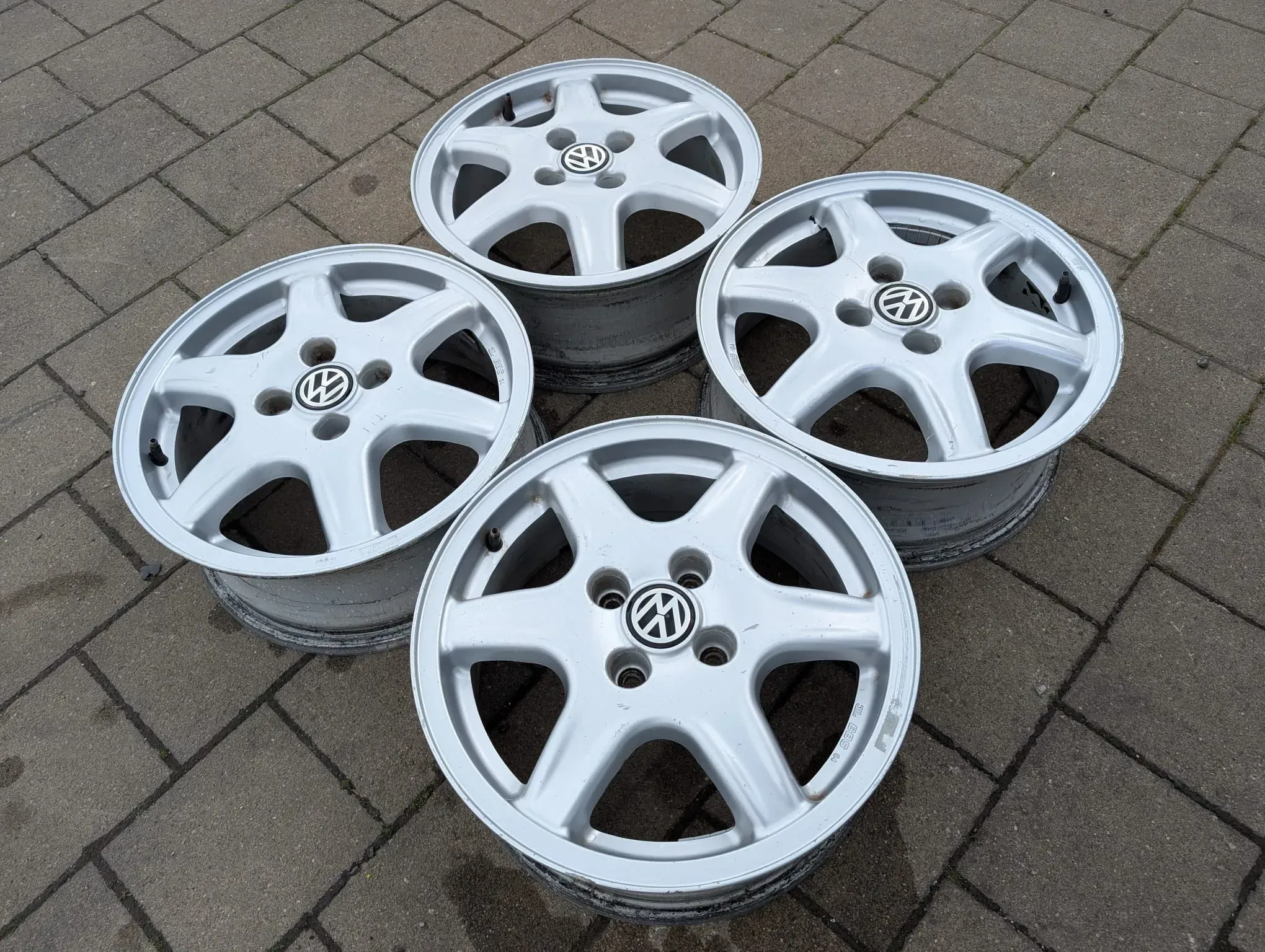 Alufelgen Original VW Golf 3 Joker 6Jx15 ET 45 4x100 1H0601025AE - Bild 1
