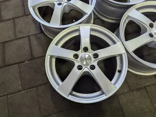Alufelgen Audi Q3 8U 7Jx16 ET 38 5x112 KBA 47687 - Bild 4