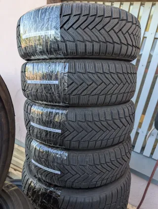 Top! 4x Winterreifen 195/65 R15 91T Michelin Alpin 6 7mm DOT 2521 - Bild 1