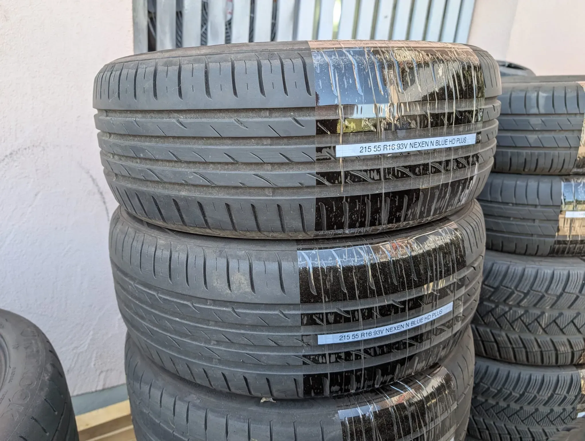 2x Sommerreifen 215/55 R16 93V Nexen NBlue HD Plus 5mm DOT 5120 - Bild 1