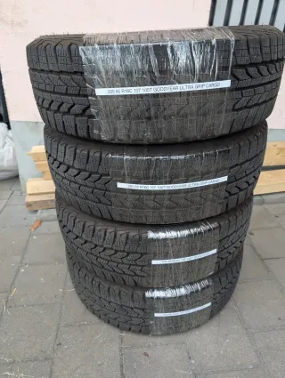TOP! 4x Winterreifen 205/65 R16C 107/105T Goodyear UltraGrip Cargo DOT 23 7-8mm - Bild 2
