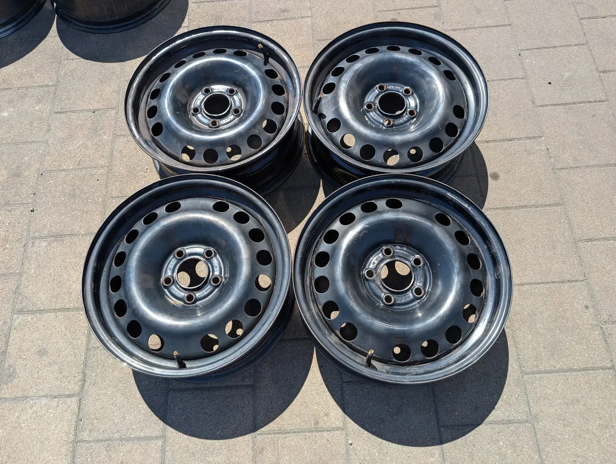 4x Opel Stahlfelgen Astra-H Zafira-B Meriva-B 6,5Jx16 ET37 5x110 - Bild 1