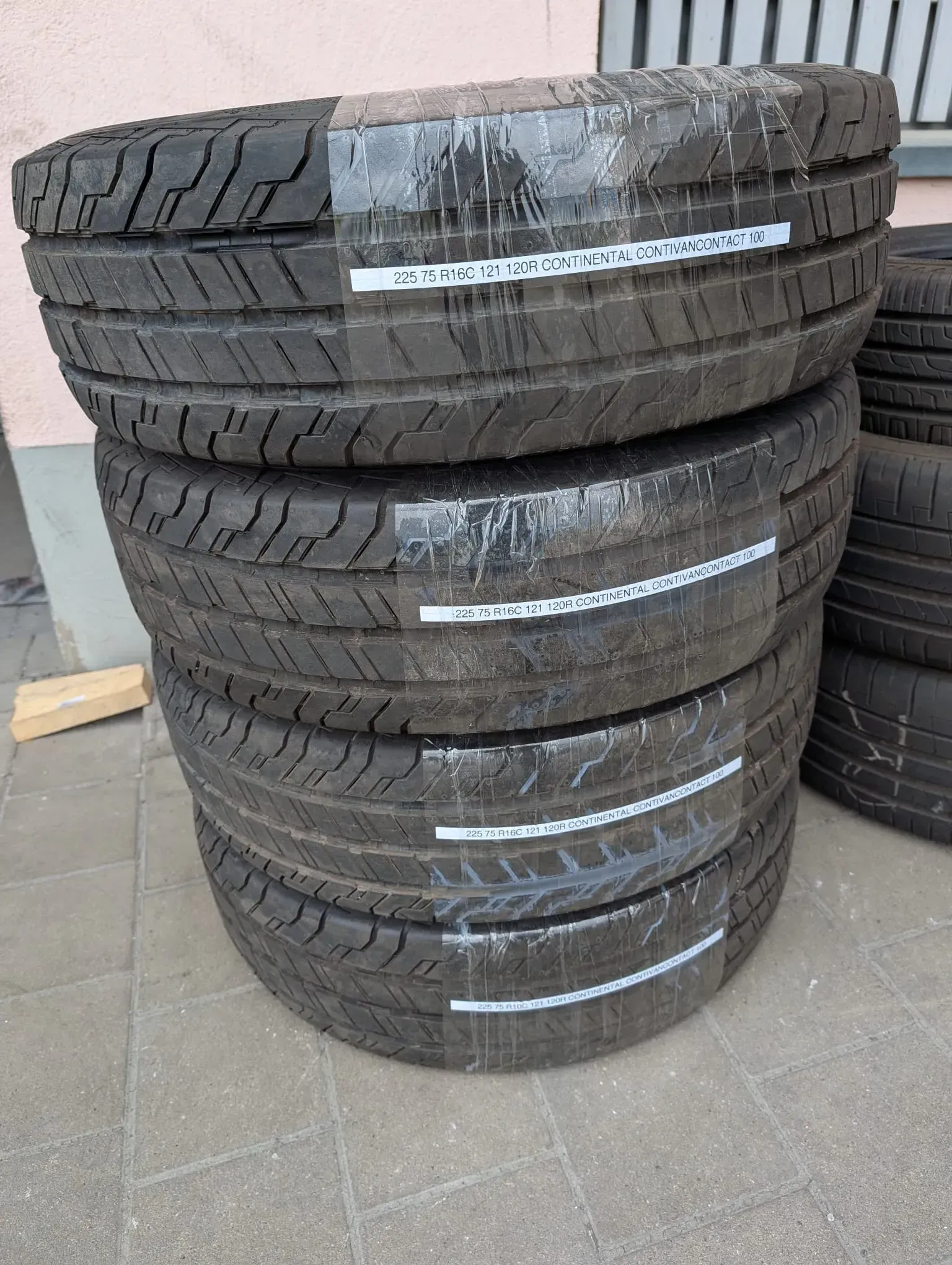 4x Sommerreifen 225/75 R16C 121/120R Continental ContiVanContact 100 DOT 3121 - Bild 1