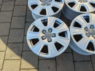 Alufelgen Original Audi Q3 8U 6.5Jx16 ET 33 5x112 8U0601025 - Bild 4