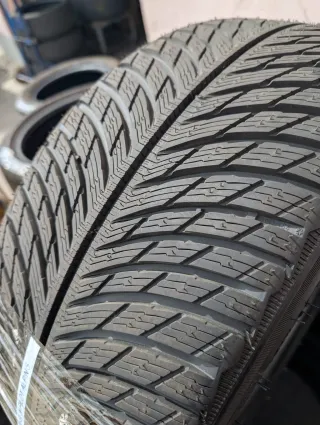 Neu/Demo! 4x Winterreifen 245/40 R19 98V Michelin Pilot Alpin 5 DOT 1425 - Bild 2
