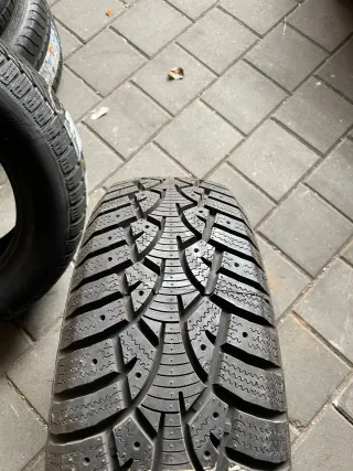 1x Winterreifen 195/65 R16C 104/102T Fortuna Winter Challenger DOT 2511 - Bild 2