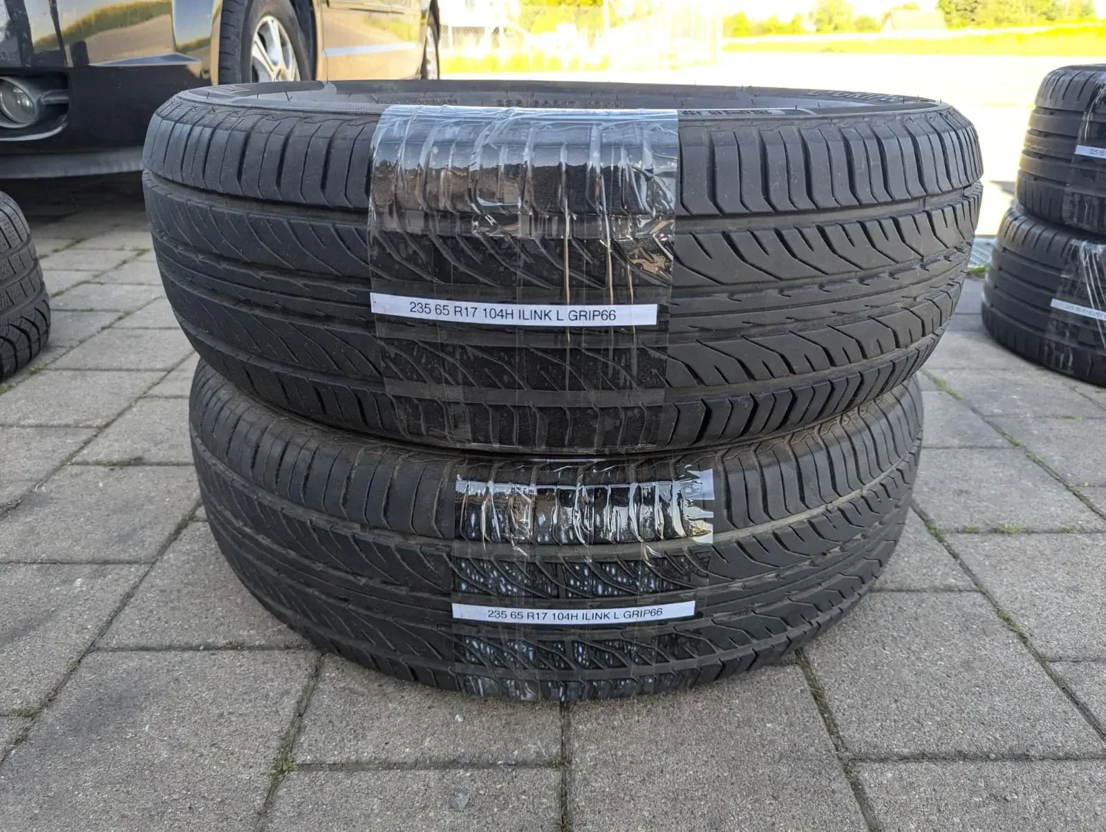 2x Sommerreifen 235/65 R17 104H Ilink L Grip66 6mm DOT 4522 - Bild 1