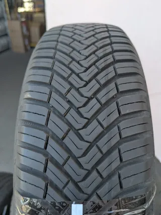 Top! 2x Allwetterreifen 185/65 R15 88H Continental AllSeasonContact 7mm DOT 1521 - Bild 2