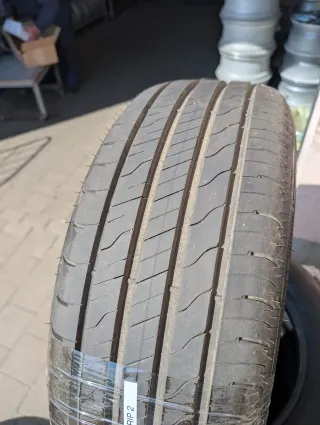 TOP! 2x Sommerreifen 225/55 R18 102V Goodyear EfficientGrip Performance 2 DOT24 - Bild 2