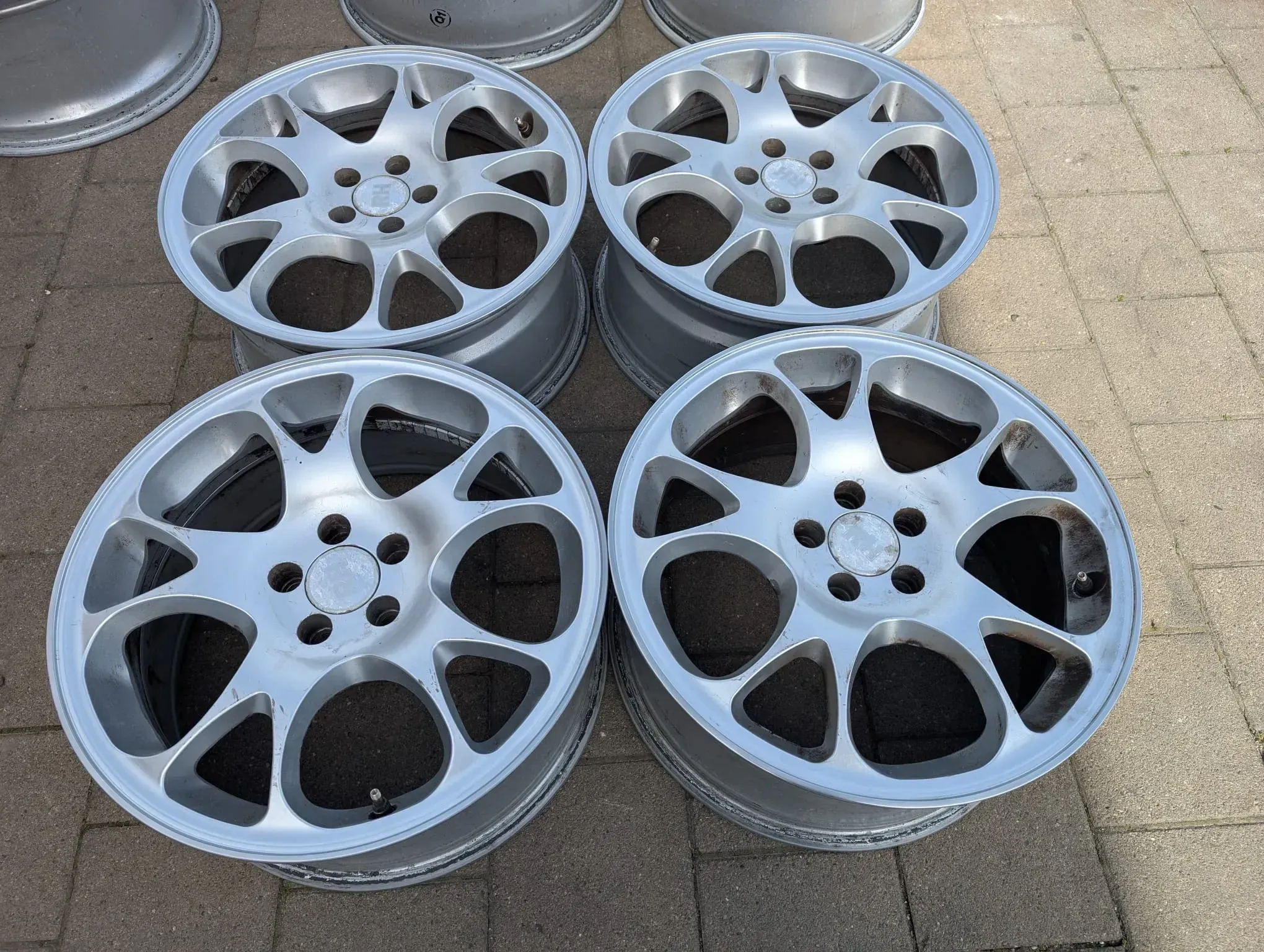 Alufelgen Mercedes W203 W208 W210 W211 Audi A4 A6 VW Passat 8Jx17 ET 35 5x112 - Bild 1