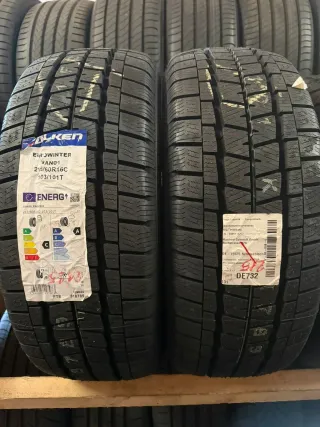 NEU! 2x Winterreifen 215/60 R16C 103/101T Falken WuroWinter Van01 DOT 2125 - Bild 1
