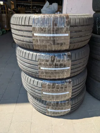 Neu/Demo! 4x Sommerreifen 235/50 R20 100W Toyo Tires Proxes Sport DOT 4124 - Bild 1