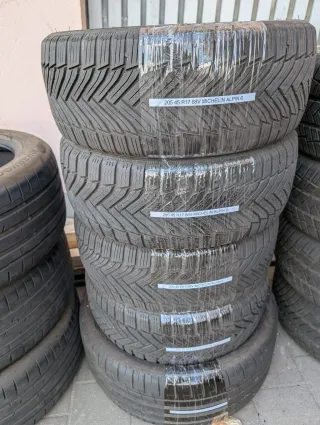 4x Winterreifen 205/45 R17 88V Michelin Alpin 6 6-7mm DOT 2623 - Bild 1