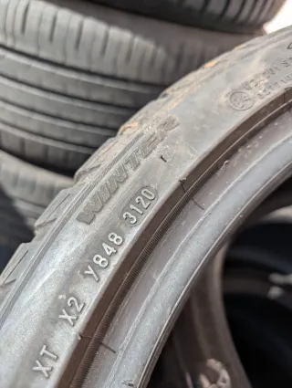 TOP! 2x Winterreifen 225/40 R19 93H MO Pirelli Winter Sottozero 3 DOT 3120 7mm - Bild 3