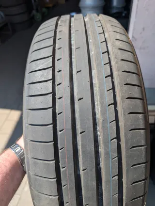 Neu/Demo! 4x Sommerreifen 235/50 R20 100W Toyo Tires Proxes Sport DOT 4124 - Bild 2