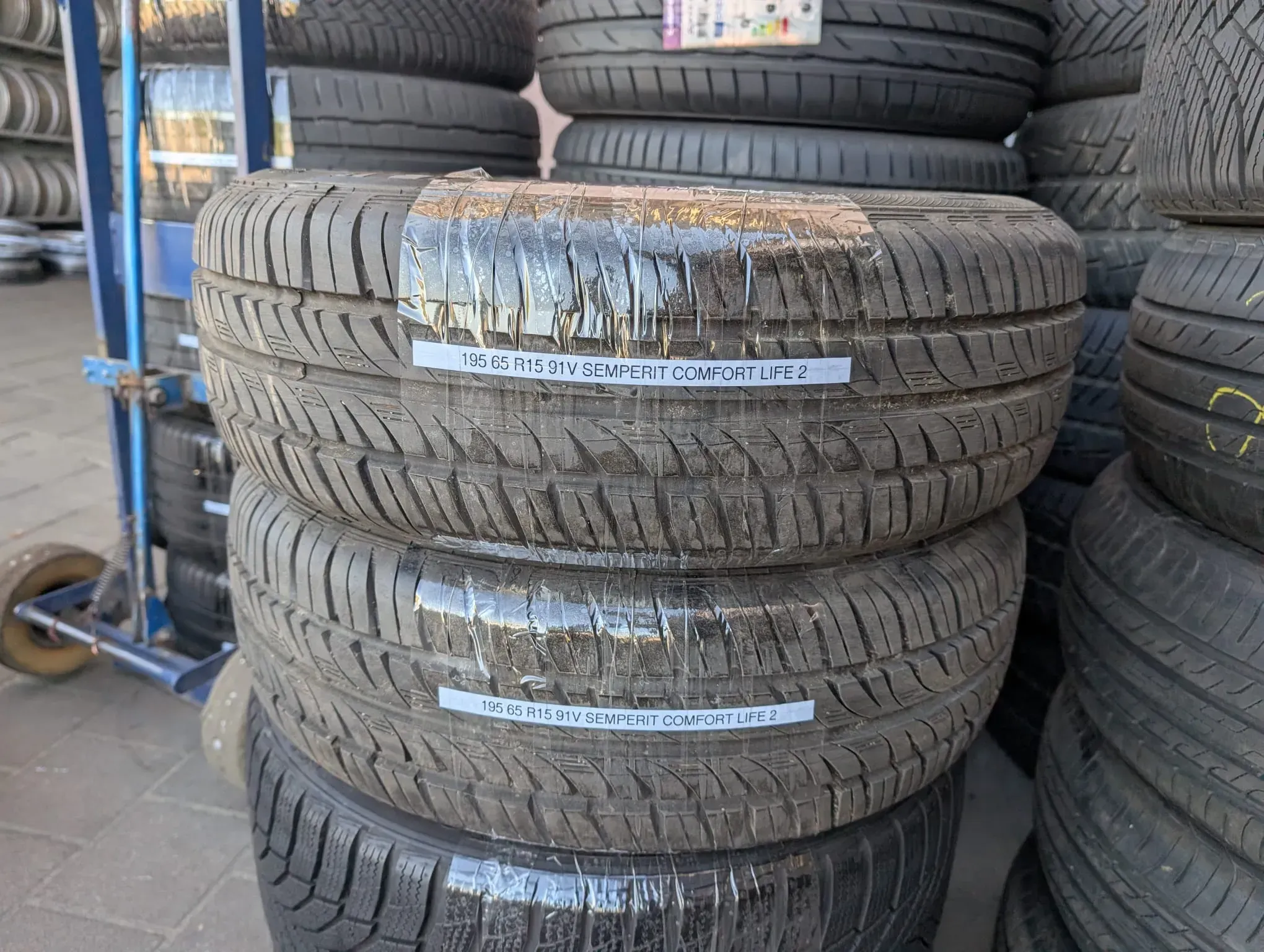 2x Sommerreifen 195/65 R15 91V Semperit Comfort-Life 2 6mm DOT 1418 - Bild 1