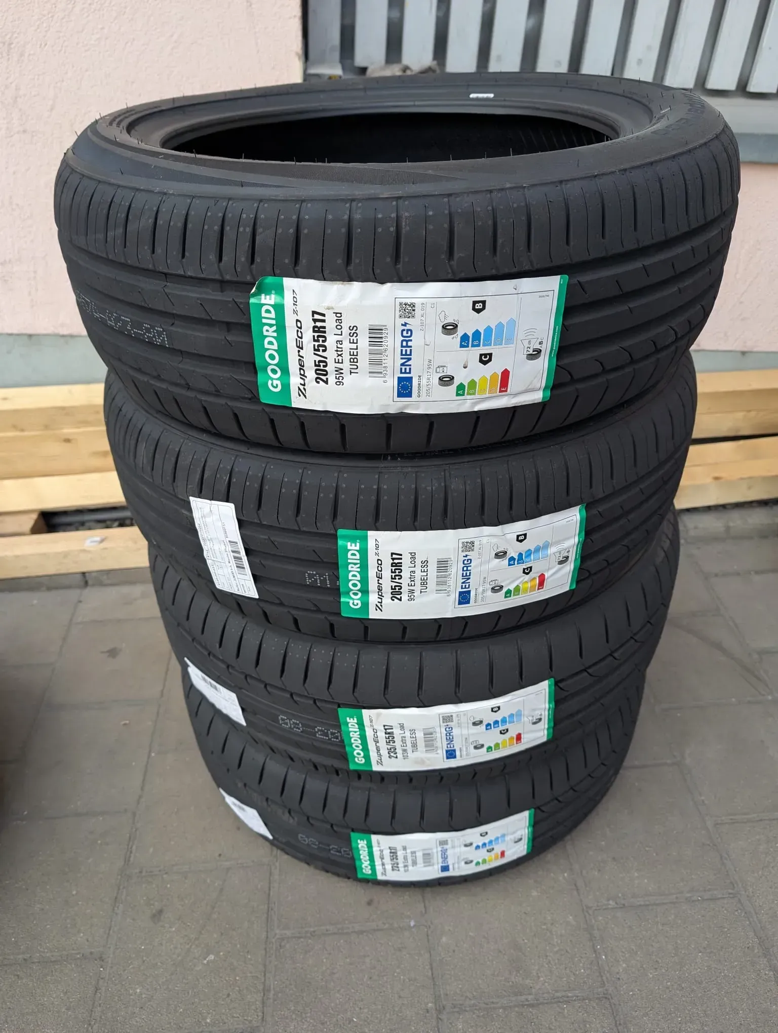 Neu! 4x Sommerreifen 205/55 R17 95W XL Goodride ZuperEco Z-107 DOT 3425 - Bild 1