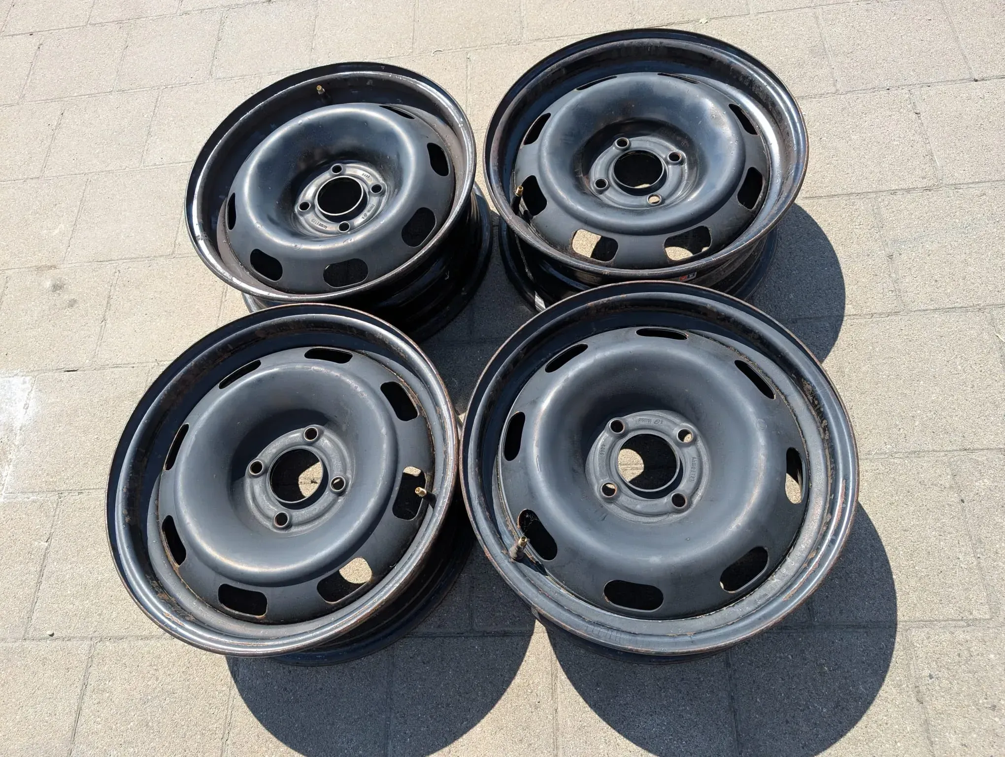 4x Stahlfelgen Peugeot 207 208 Citroen C3 II C3 Picasso 6Jx15 ET23 4x108 - Bild 1
