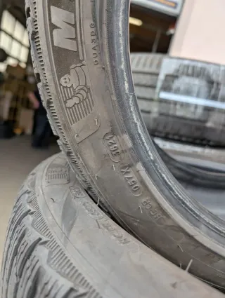 Top! 2x Winterreifen 225/40 R18 92V Michelin Pilot Alpin 5 7mm DOT 3621 - Bild 3