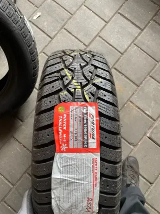 1x Winterreifen 195/65 R16C 104/102T Fortuna Winter Challenger DOT 2511 - Bild 1
