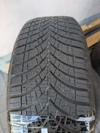 2x Allwetterreifen 205/60 R16 92H Goodyear Vector 4Seasons DOT 2720 6mm - Bild 2