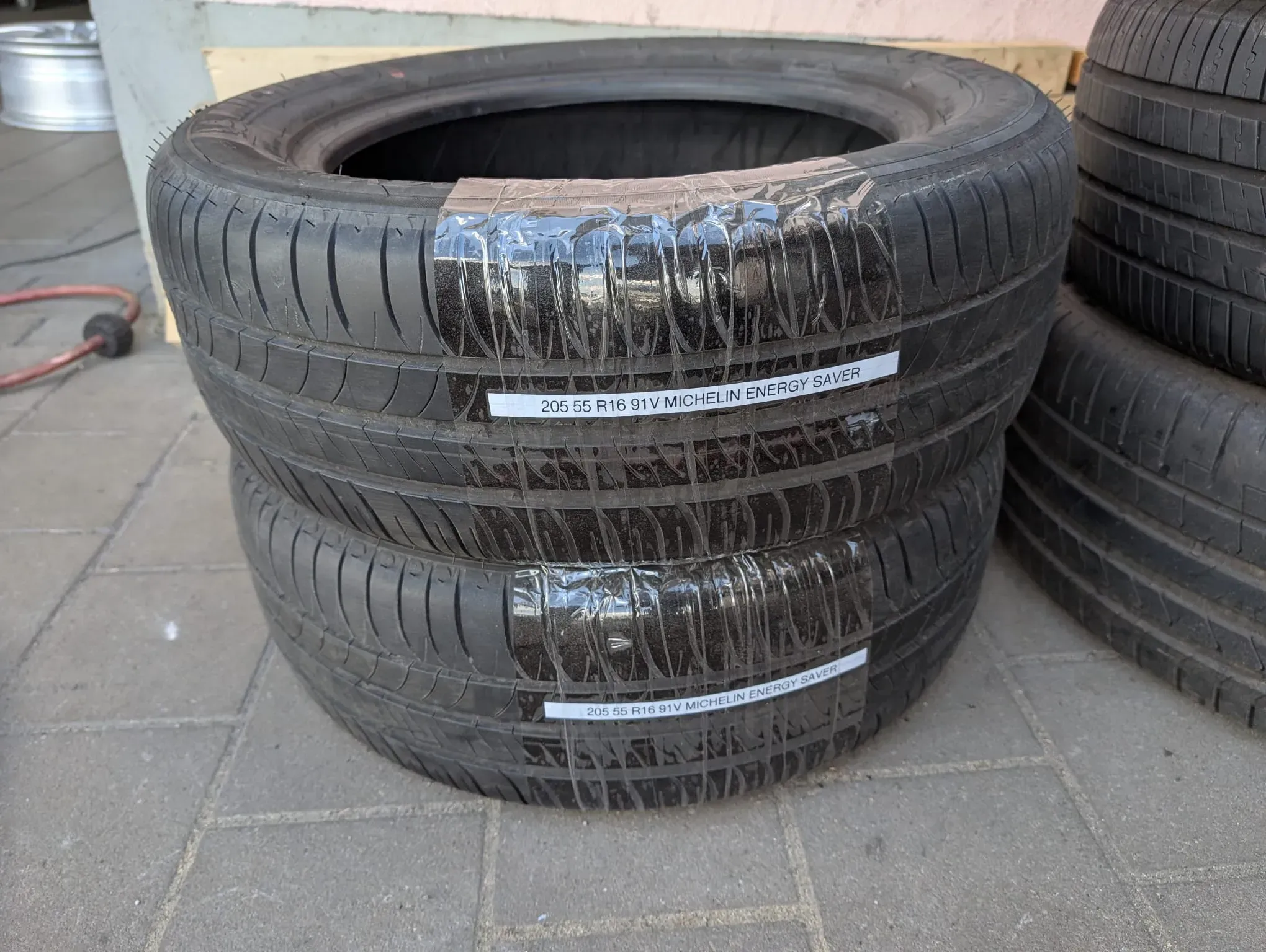 2x Sommerreifen 205/55 R16 91V Michelin Energy Saver DOT 2419 5mm - Bild 1
