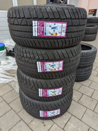 Neu! 4x Winterreifen 255/40 R19 100V XL StarPerformer Stratos UHP DOT 1525 - Bild 1