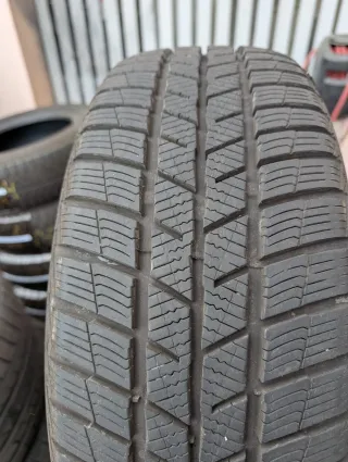 2x Winterreifen 205/60 R15 91H Barum Polaris 5 6mm DOT 2320 - Bild 2