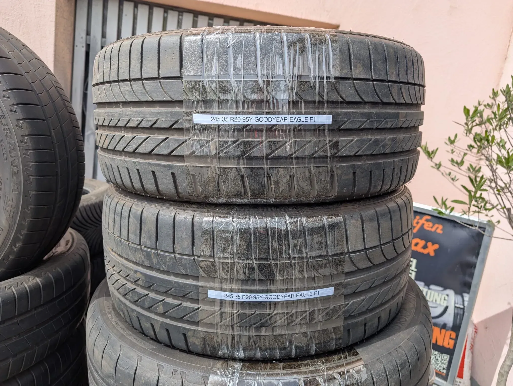 2x Sommerreifen 245/35 R20 95Y Goodyear Eagle F1 6mm DOT 0316 - Bild 1