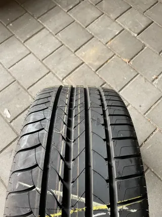 1x Sommerreifen 245/45 R17 95W Goodyear EfficietnGrip DOT 2017 - Bild 2