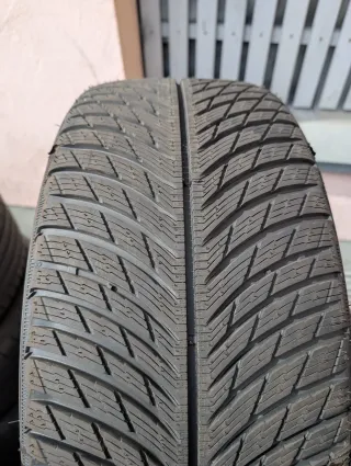 Neu/Demo! 4x Winterreifen 245/40 R19 98V Michelin Pilot Alpin 5 DOT 1425 - Bild 3