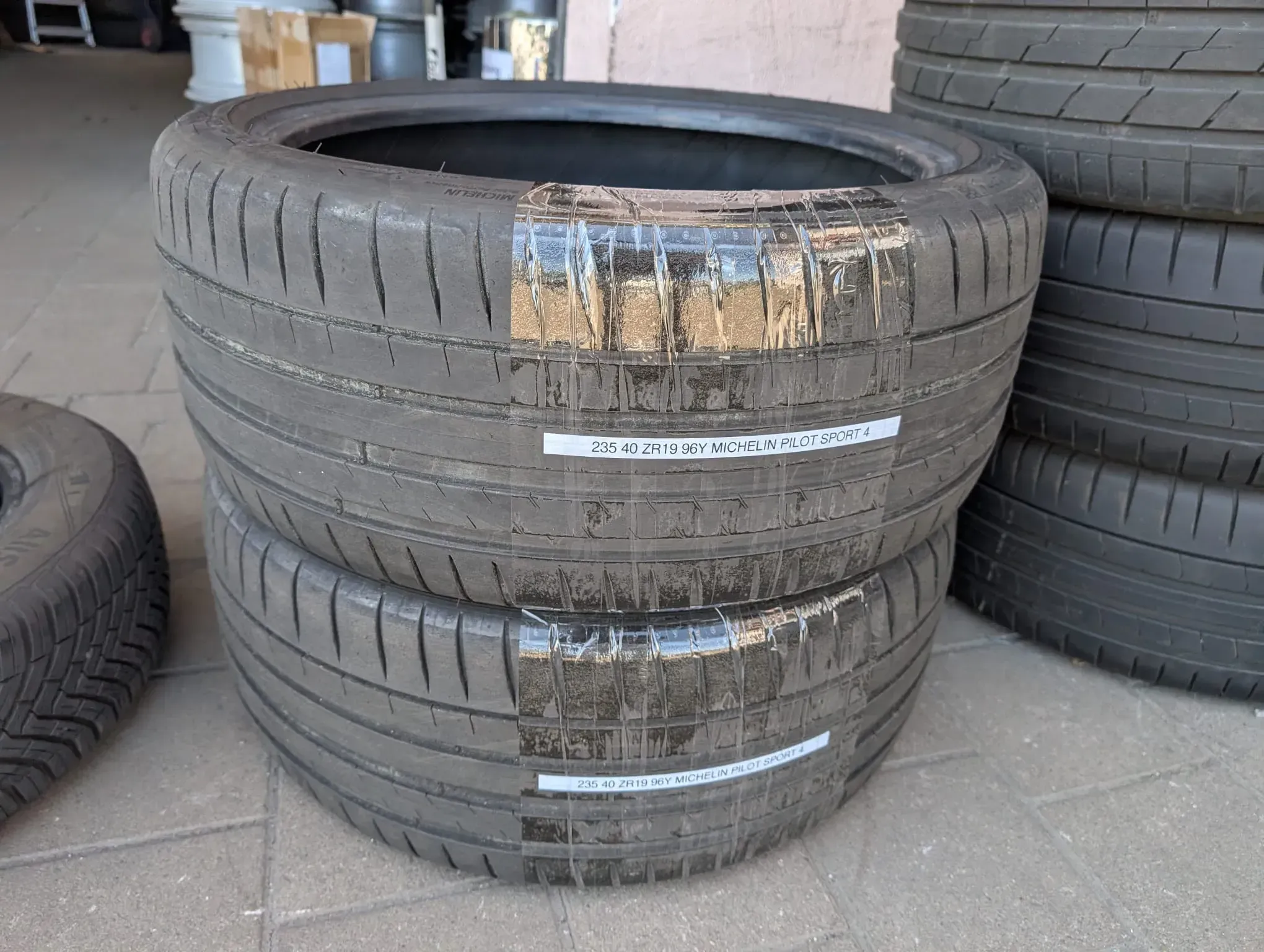 2x Sommerreifen 235/40 ZR19 96Y Michelin Pilot Sport 4 5mm DOT 1021 - Bild 1