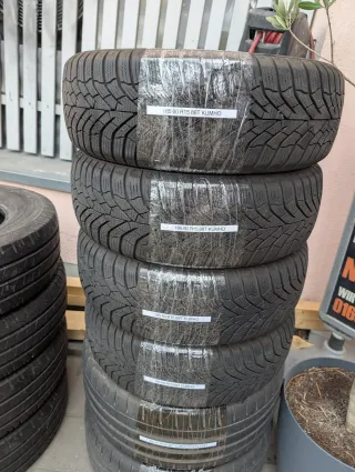 TOP! 4x Winterreifen 185/60 R15 88T Kumho WinterCraft WP52 DOT 3922 6-7mm - Bild 1
