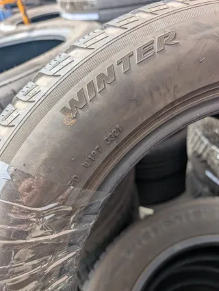 1x Winterreifen 205/60 R16 92H Pirelli Winter Sottozero 3 5mm DOT 3321 - Bild 4