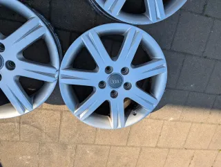 Alufelgen Original Audi A3 8P 6Jx16 ET 50 5x112 8P0071496666 - Bild 4
